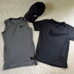 Nike dri-fit t-shirt + cap combination, youth small